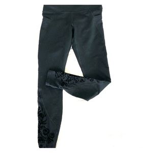 Fabletics black workout leggings